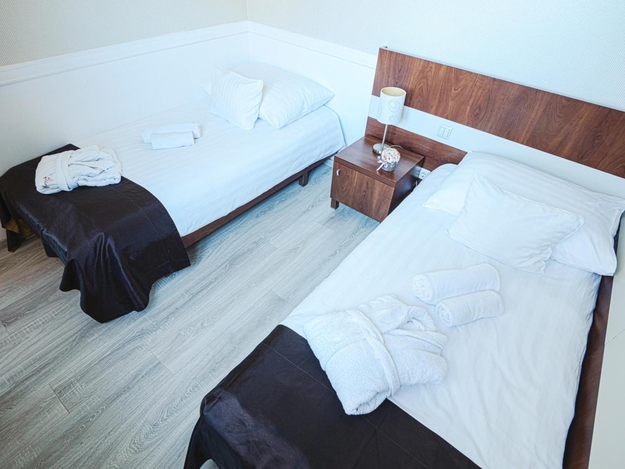 Holiday Beach Budapest Wellness Hotel With Sauna Park Экстерьер фото