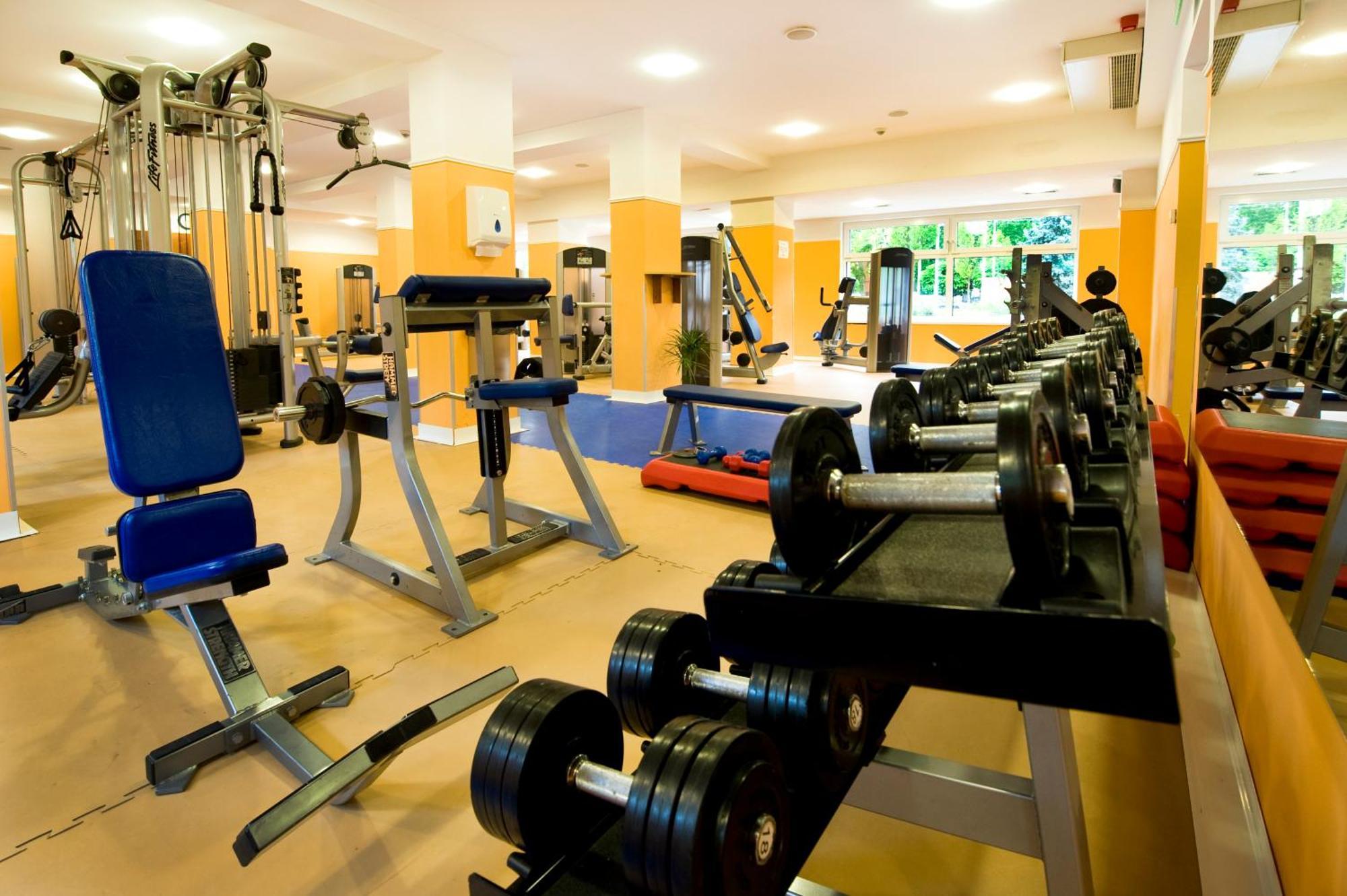 Holiday Beach Budapest Wellness Hotel With Sauna Park Экстерьер фото