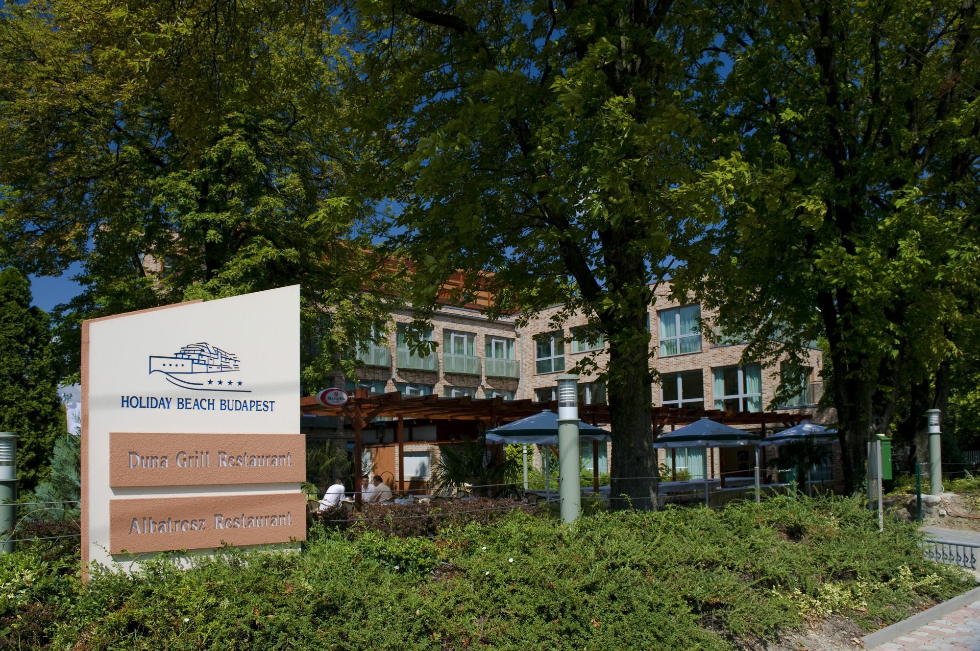 Holiday Beach Budapest Wellness Hotel With Sauna Park Экстерьер фото